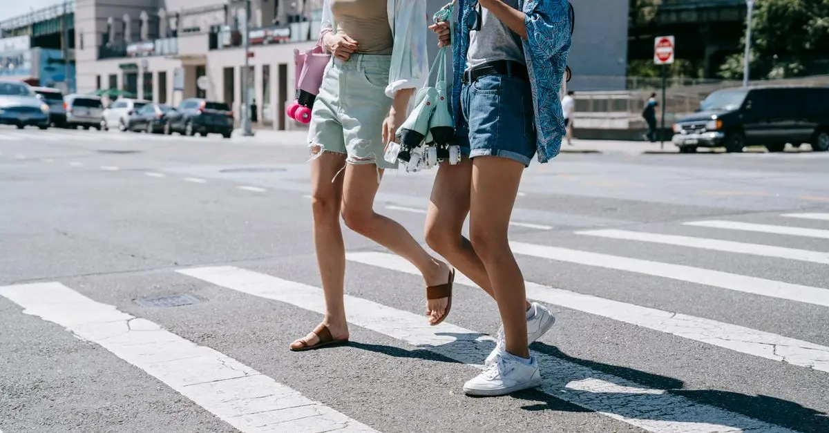 Tendencias de moda para el verano: looks que dominarán